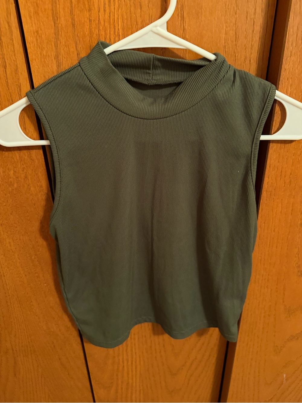 Ribbed Mock Neck Sleeveless Tank in Olive